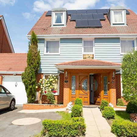 Heathrow Garden House - West Drayton, London - Benjamin Guest House Yiewsley Exterior foto
