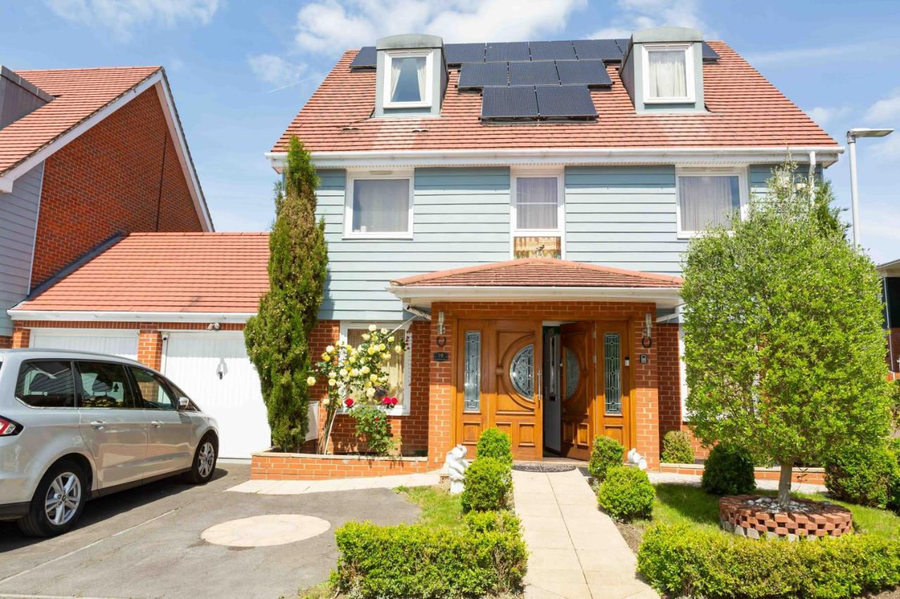 Heathrow Garden House - West Drayton, London - Benjamin Guest House Yiewsley Exterior foto